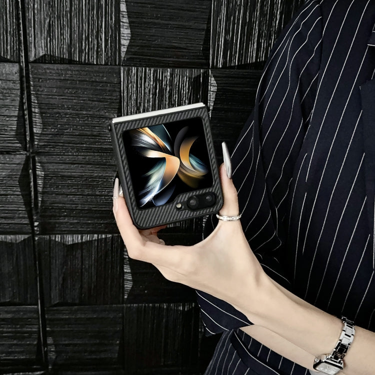 EDA006990202A_6.jpg@3a437d7e3fd9d648281115c2bca04355