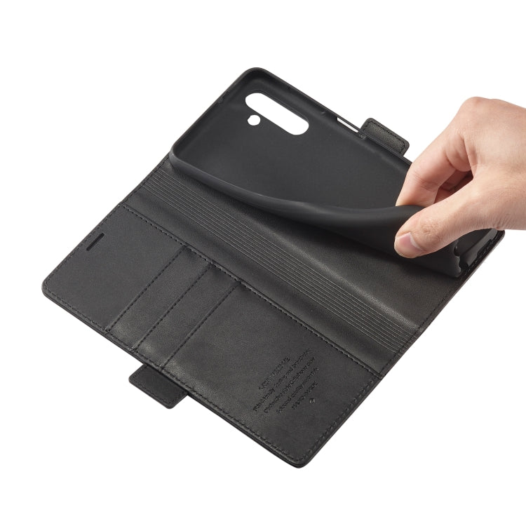 EDA002517203A_6.jpg@320c649878b411c3dda4addb87572f24