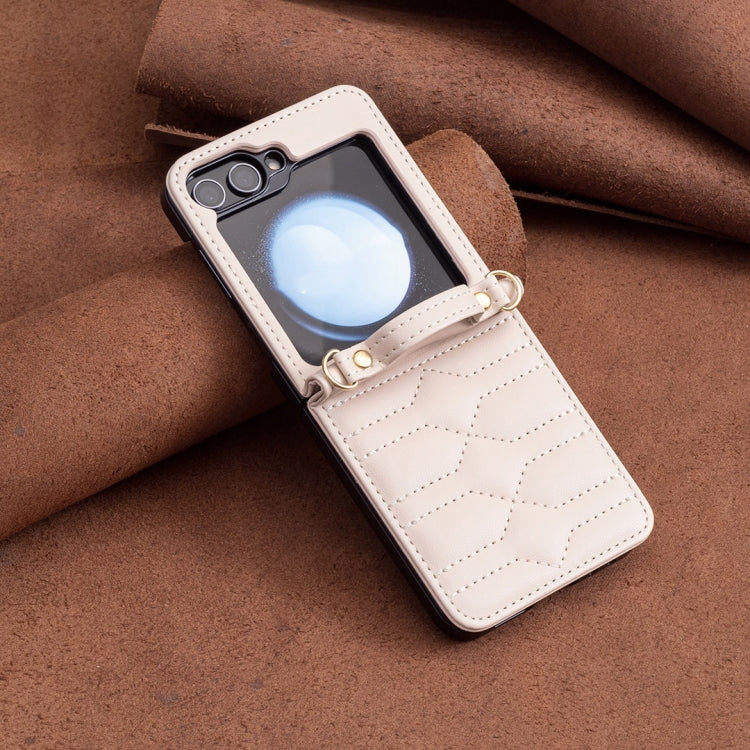 EDA006957002D_3.jpg@c735e32f38d82909bd62950e49803963