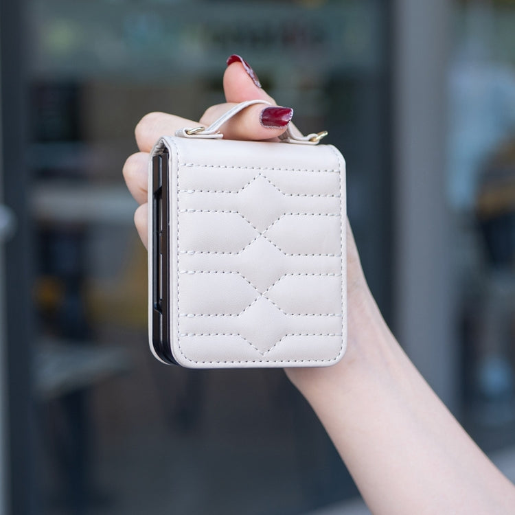 EDA006957002D_6.jpg@9f64f51055161c941a25c3b38e7babc5